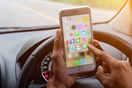 social media and driving